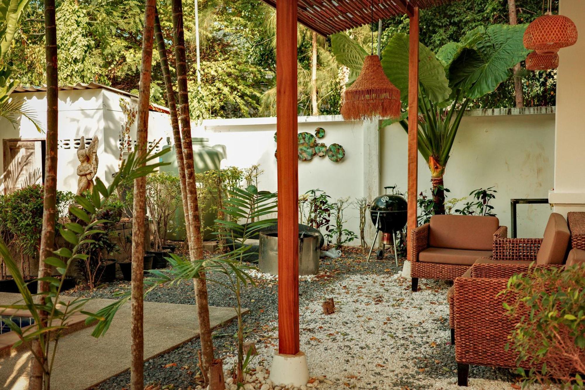 Beachfront Pool Villa Bãi biển Kamala Ngoại thất bức ảnh