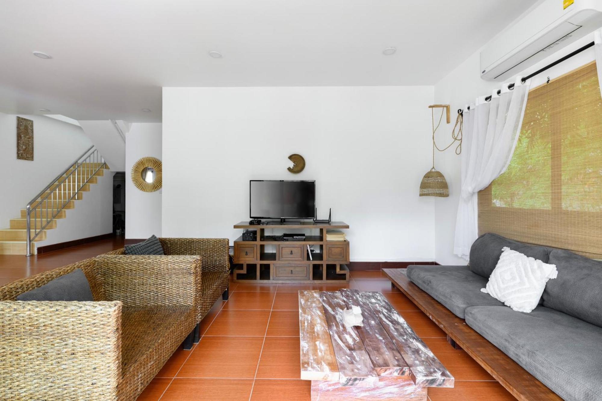 Beachfront Pool Villa Bãi biển Kamala Ngoại thất bức ảnh
